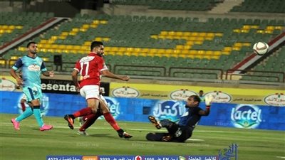 السولية ومحارب يقودان بدلاء الأهلي أمام بتروجت.. واستبعاد ميدو وهاني 