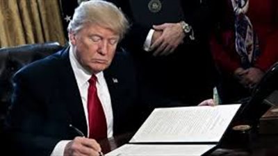 بعد الهدنة التجارية.. ترامب: الصين ستخفض الرسوم على السيارات الأمريكية 