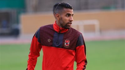 مؤمن زكريا يقترب من المشاركة مع الأهلي أمام الجونة