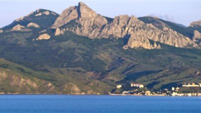 الدنمارك بصدد إنشاء جزيرة مغلقة للاجئين