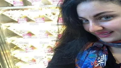 عاجل.. صافيناز تثير أزمة في جامعة عين شمس