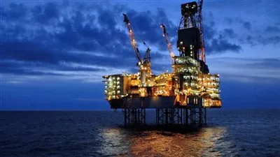 النفط يتراجع بضغط من الامدادات الامريكية