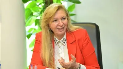 خبيرة اقتصادية توضح تفاصيل العملة البلاستيكية الجديدة