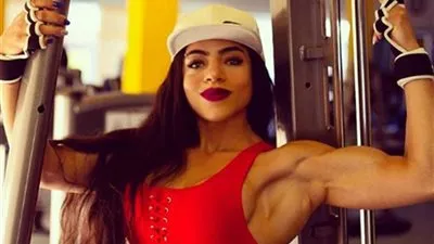 دينا عبد المقصود.. مصرية محترفة وجدت نفسها وسط أصحاب العضلات