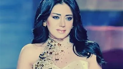 كاتبة عن أزمة رانيا يوسف: 