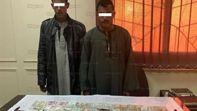 حملة أمنية مكبرة بدائرة مركز شرطة الفتح بأسيوط لضبط تجار المواد المخدرة (صور)