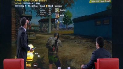 شريف عامر يلعب 