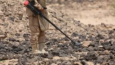 التحالف يواصل عمليات نزع الألغام في المدن المحررة بالساحل الغربي لليمن