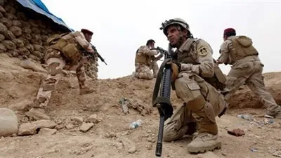 مقتل 3 جنود عراقيين جراء اشتباكات مع داعش على حدود سوريا