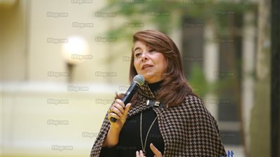 غادة والي: نسبة البطالة في الإناث أربع أضعافها في الذكور 