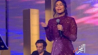 شيرين عبد الوهاب تشعل حفلها الغنائي بالكويت (فيديو)