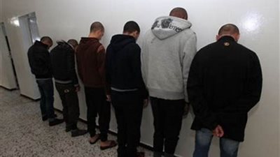 سقوط أخطر تشكيل عصابي تخصص في سرقة السيارات والتلاعب بأوراق ملكيتها بالسلام