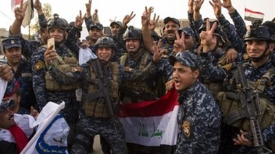 العراق يحتفل بالذكرى الأولى للانتصار على داعش