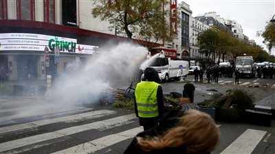 الكرملين: روسيا لم ولن تتدخل في شؤون فرنسا