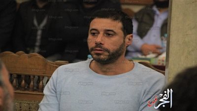 أبرزهم أحمد السعدني.. نجوم الفن في عزاء المنتج أحمد السيد (صور)