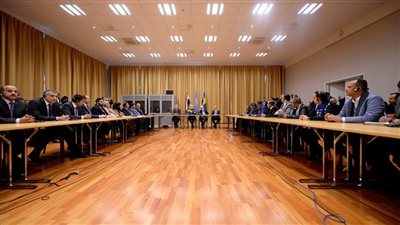 حكومة اليمن والحوثيون يتبادلان كشوفات الأسرى والمعتقلين