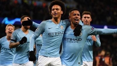 رياض محرز وساني في تشكيل مانشستر سيتي أمام إيفرتون