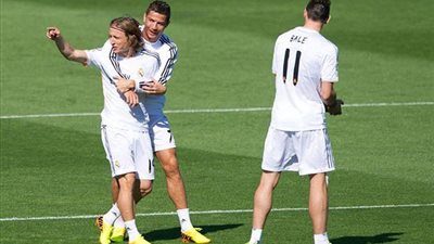 مودريتش: فترتي مع رونالدو هي الأفضل في مسيرتي.. ويجب توزيع الجوائز على رونالدو وميسي فقط