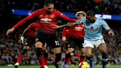 أول تعليق من سمولينج بعد تجديد تعاقده مع مانشستر يونايتد