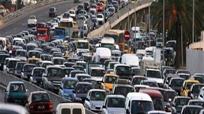 زحامات مرورية بشارع الثورة ومحور الشهيد بسبب أعمال إصلاحات