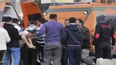 إصابة 4 أشخاص في تصادم توك توك ودراجة بخارية بالجيزة