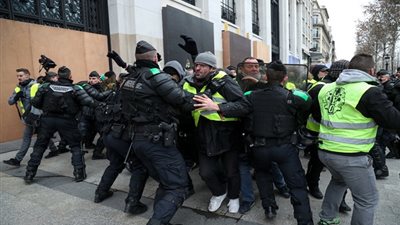 القبض على 179 شخصا في مظاهرات 