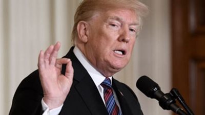 ترامب يدافع عن سياسة الفصل بين الأطفال وذويهم المهاجرين