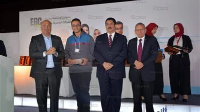 محافظ القليوبية يشهد احتفالية الدفعة الثالثة للطلاب المستفيدين من برنامج 