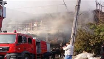 السيطرة على حريق شب داخل منزل في أبو النمرس دون إصابات