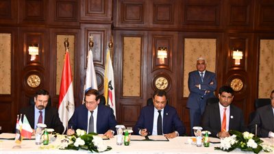  وزير البترول يلتقى أعضاء اللجنة الفرعية المصرية الأمريكية للاستكشاف وتنمية المعادن بغرفة التجارة الأمريكية