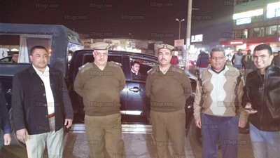 حملة ليلية مفاجئة لإزالة الإشغالات والتعديات على الطرق العامة بالعاشر من رمضان (صور)