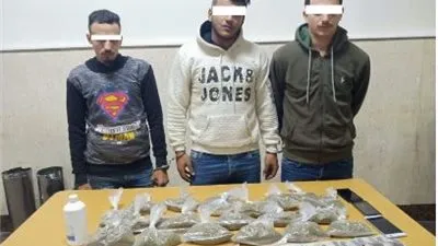 ضبط 3 أشخاص وبحوزتهم مواد مخدرة بقصد التصنيع والاتجار بعين شمس