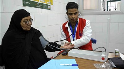 100 مليون صحة بالأقصر: الكشف على 29 % من المستهدفين خلال 17 يومًا 