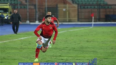 رئيس سموحة يتغزل في نجم الأهلي ويحدد سعر بيع 