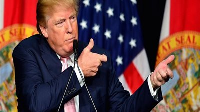 لجنة أمريكية: فكرة ترامب لتسليح المعلمين تحتاج إلى قرارات محلية