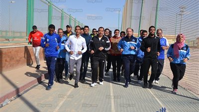 جامعة السويس تنظم يوم رياضي بمشاركة رئيس الجامعة (صور) 
