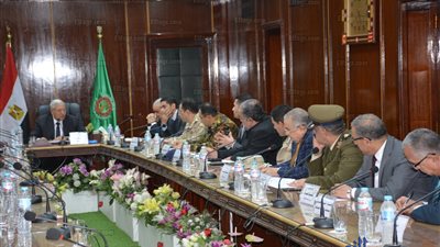 محافظ الدقهلية: إجراءات مشددة لردع كل من تسول له نفسه تعكير احتفالات الأقباط 