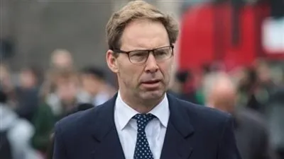 وزير الدفاع البريطاني يعارض حديث ترامب عن هزيمة داعش في سوريا