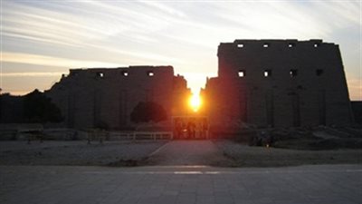 خبير سياحي: تعامد الشمس على معبد الكرنك يجب استثماره للترويج للأقصر 