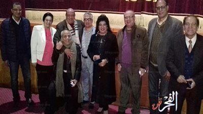 فرقة رضا للفنون الشعبية تضئ سماء مسرح البالون