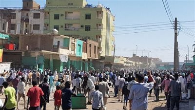 مقتل متظاهر وإصابة العشرات في احتجاجات بالسودان