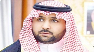 نائب أمير جازان ينقل تعازي القيادة لذوي الشهيد 