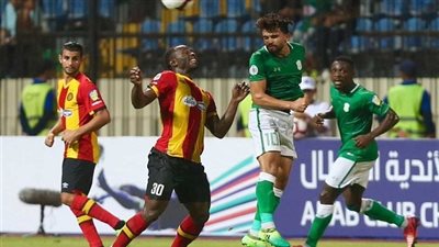 خالد قمر يقودم هجوم الاتحاد أمام المقاولون العرب