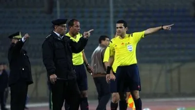 البنا حكما لمباراة سموحة والمقاصة.. وطاقم مغربي يدير بيراميدز وإنبي