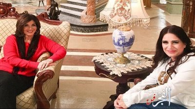 ميرنا وليد في جلسة تصوير خاصة مع ميرفت أمين (صور) 