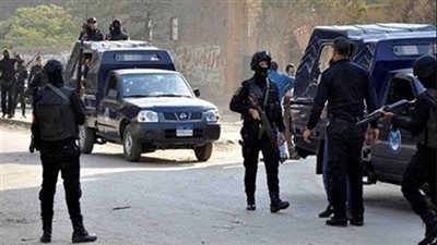 الأمن يقتحم بؤرة لتجارة الحشيش بأسوان 