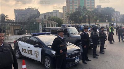 انتشار أمني مكثف لتأمين احتفالات أعياد الميلاد 