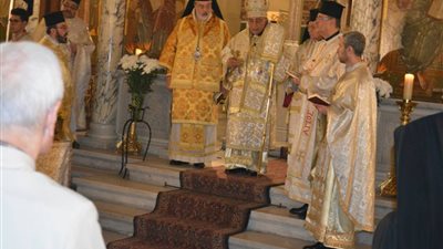 بطريرك الروم الكاثوليك يترأس قداس عيد الميلاد المجيد في الفجالة