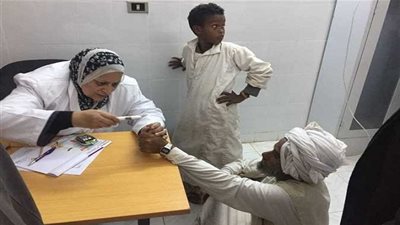 قافلة جامعة الزقازيق الطبية تصل مرسى علم (فيديو)