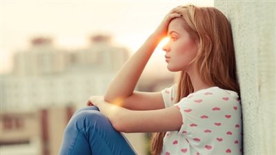 احذري من الضغوط النفسية كي لا يزيد وزنك!